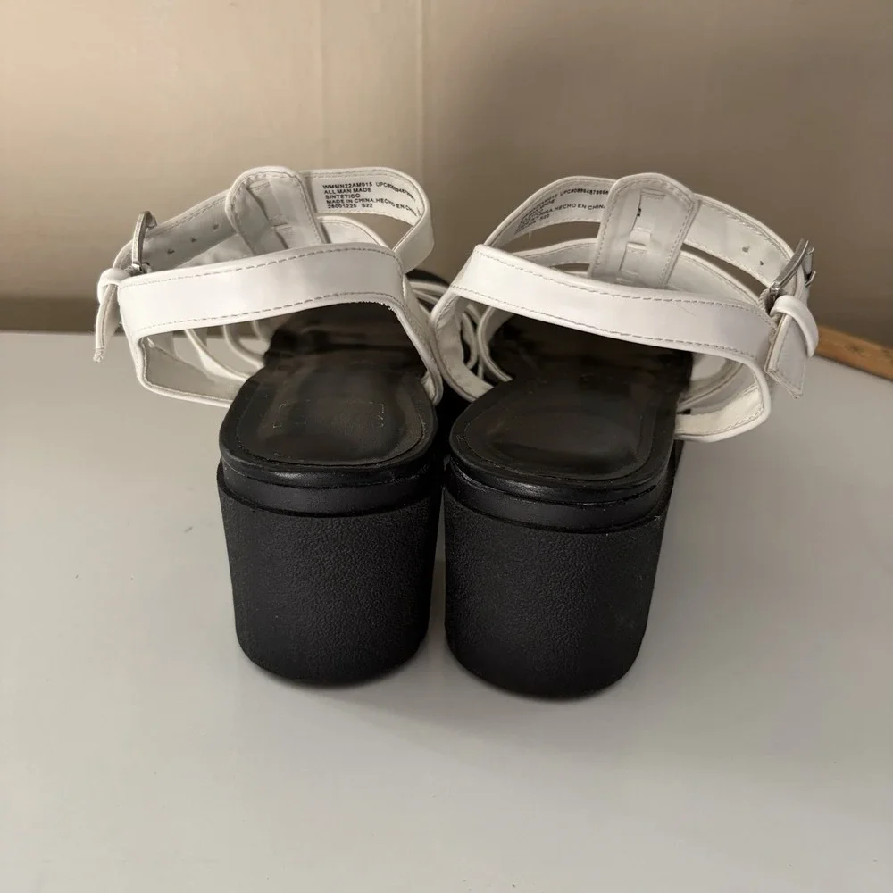 Madden NYC Womens Chunky Fisherman Platform Heel Sandals Size 7 White Grunge Y2K